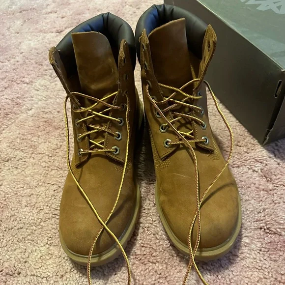 Timberland | Shoes | Timberland Boots Size 9 | Poshmark display picture 1